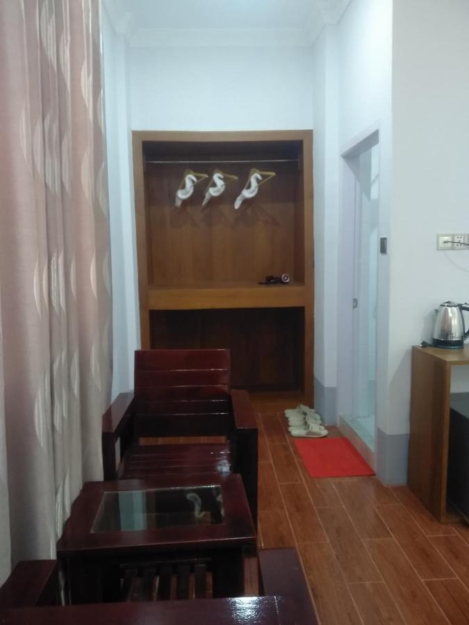 Mandalar May One Hotel Mandalaj Kültér fotó
