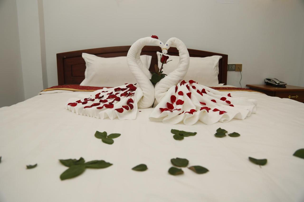 Mandalar May One Hotel Mandalaj Kültér fotó